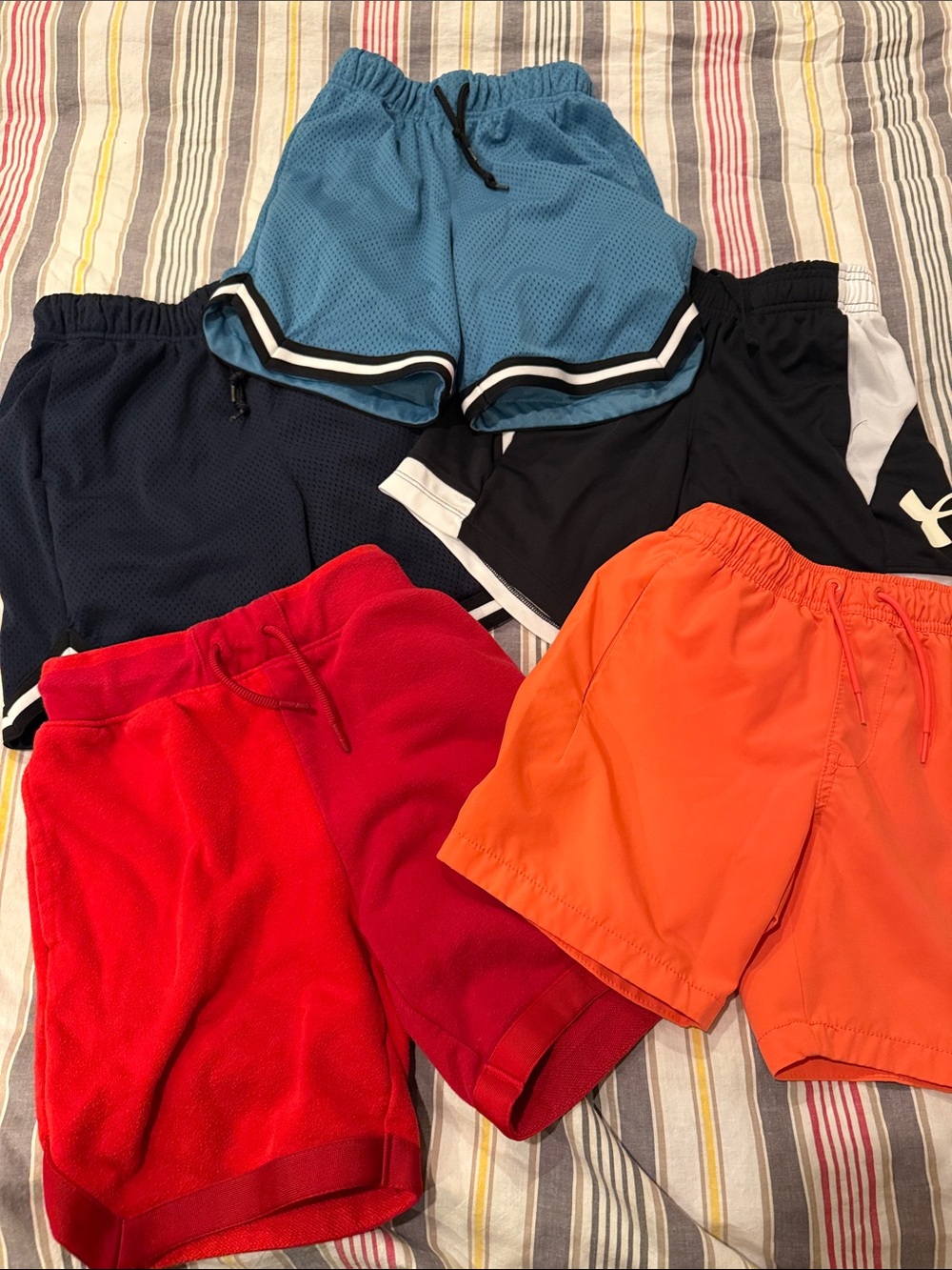 Lot of youth small boys short (6-7) gap nike under armor old navy